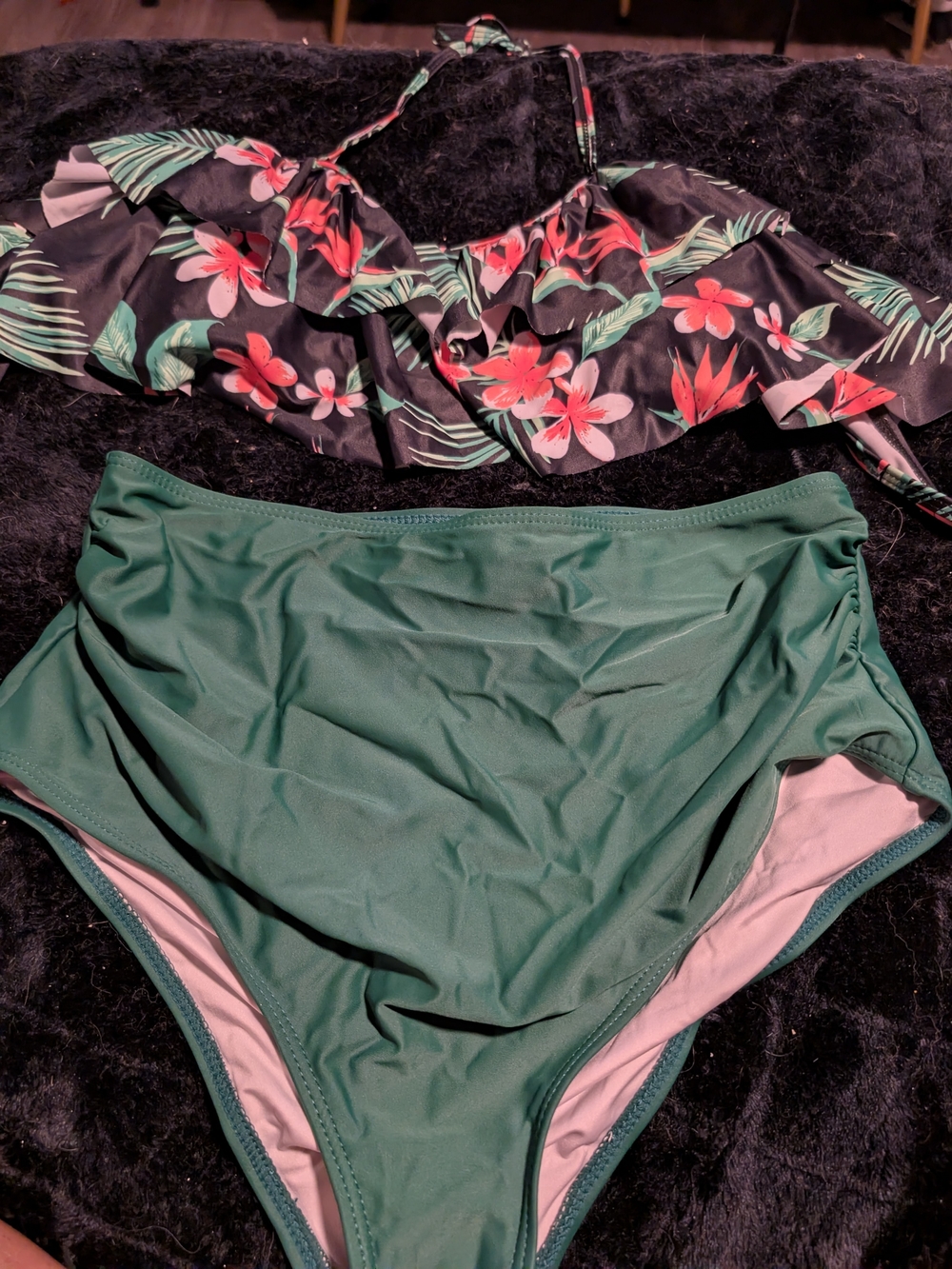 Source Unknown Green High-Waist Bikini with Black Floral Ruffle Top